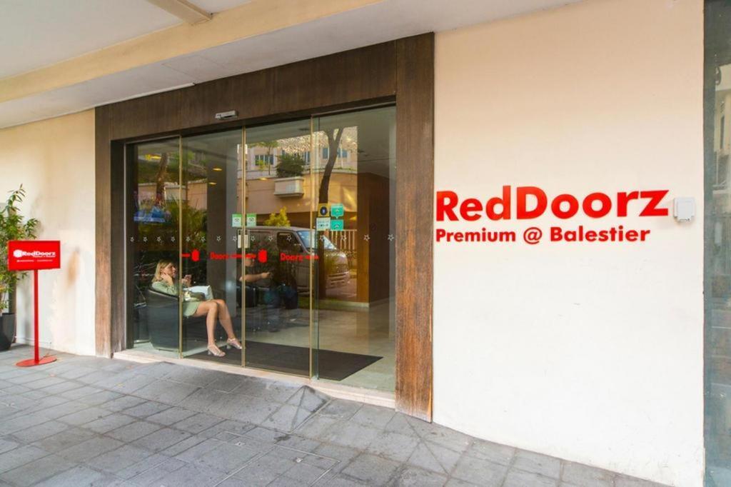Готель Reddoorz Premium @ Balestier Сінгапур Екстер'єр фото