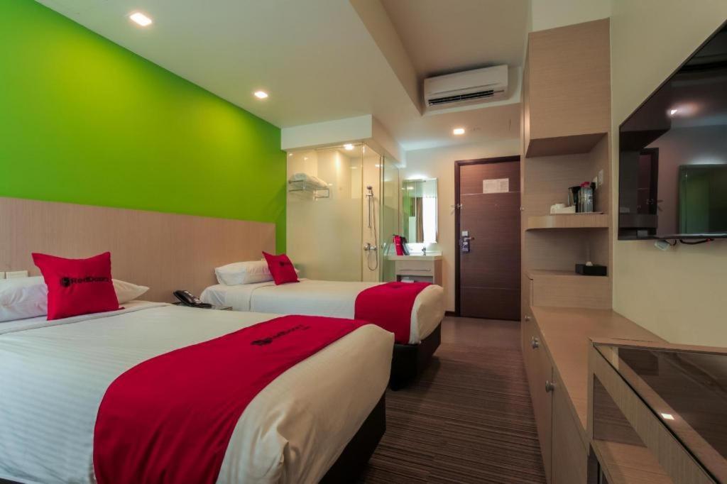 Готель Reddoorz Premium @ Balestier Сінгапур Екстер'єр фото
