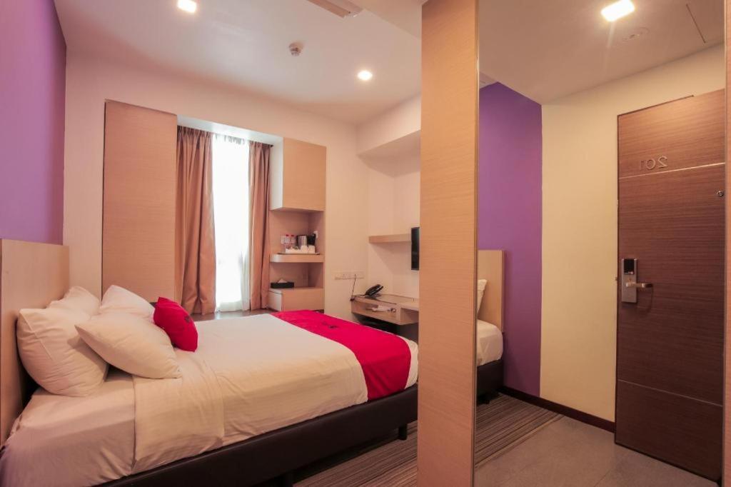 Готель Reddoorz Premium @ Balestier Сінгапур Екстер'єр фото